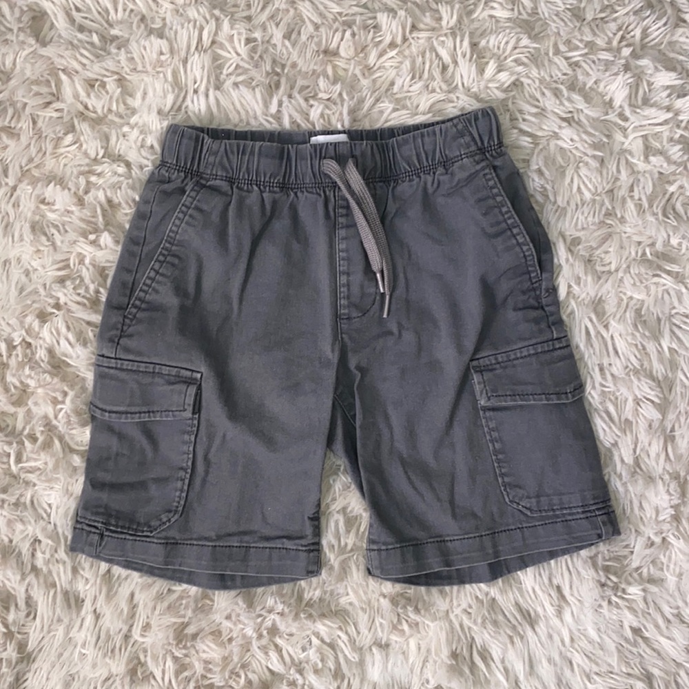 Old Navy cargo shorts